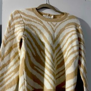 NWT, Carmel zebra pattern sweater size Small